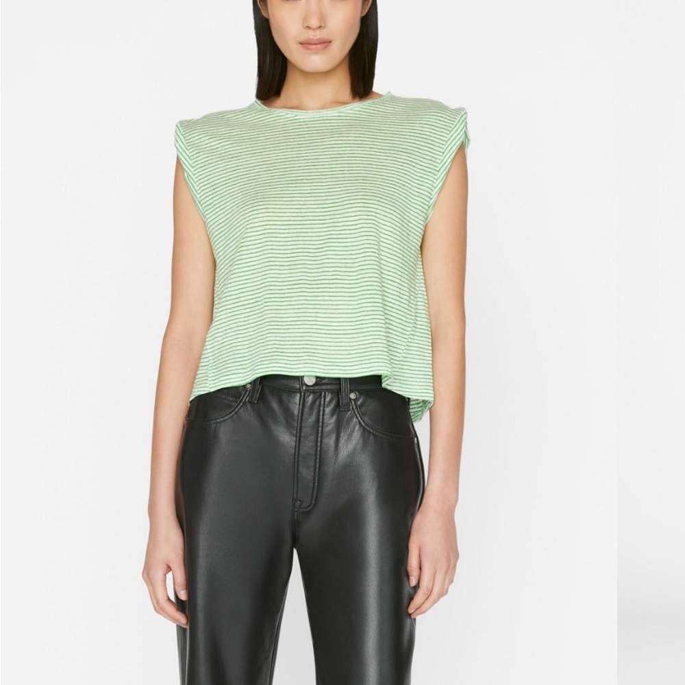 Tee top